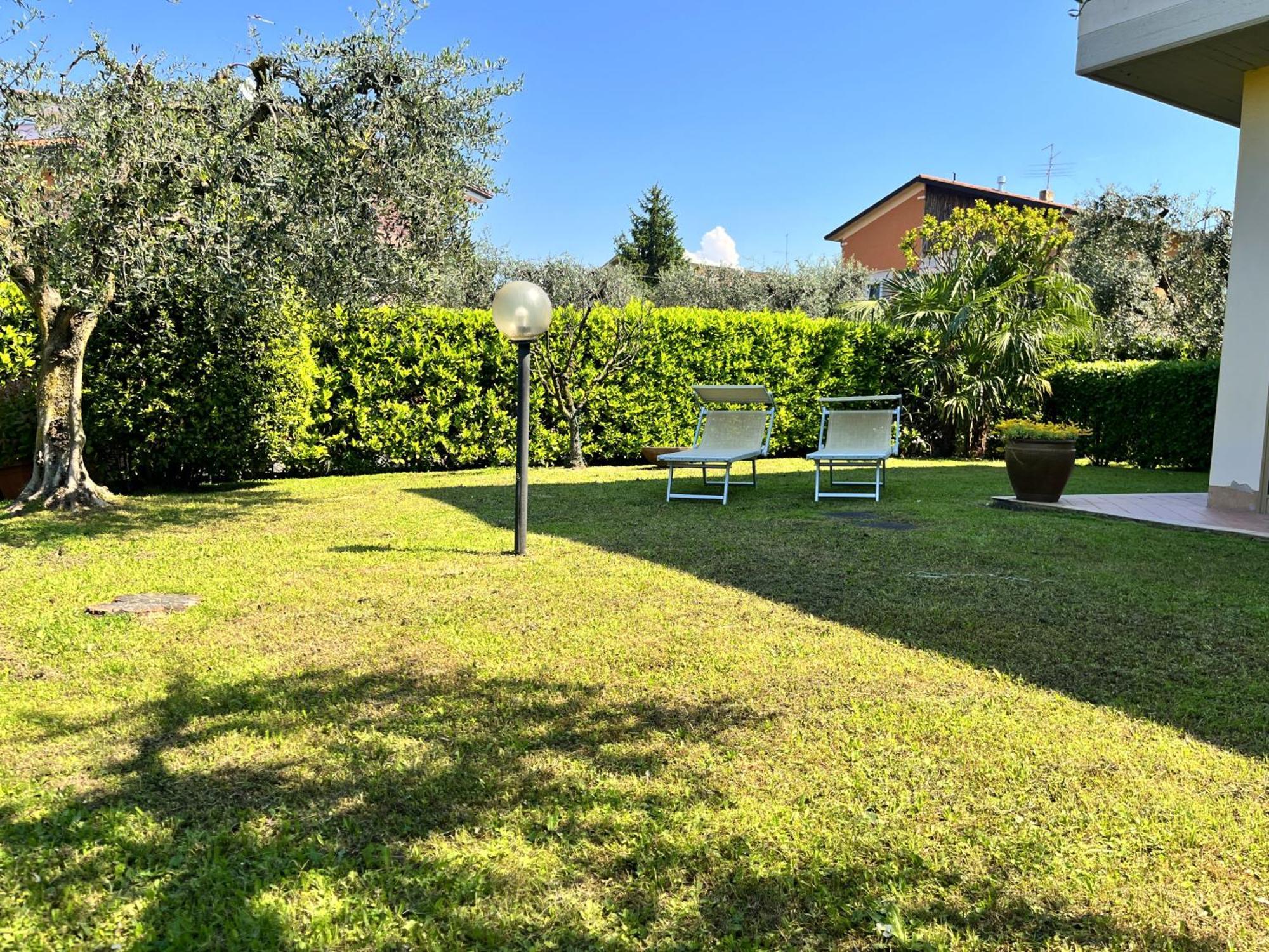 Casa Melania Lazise Apartment ภายนอก รูปภาพ